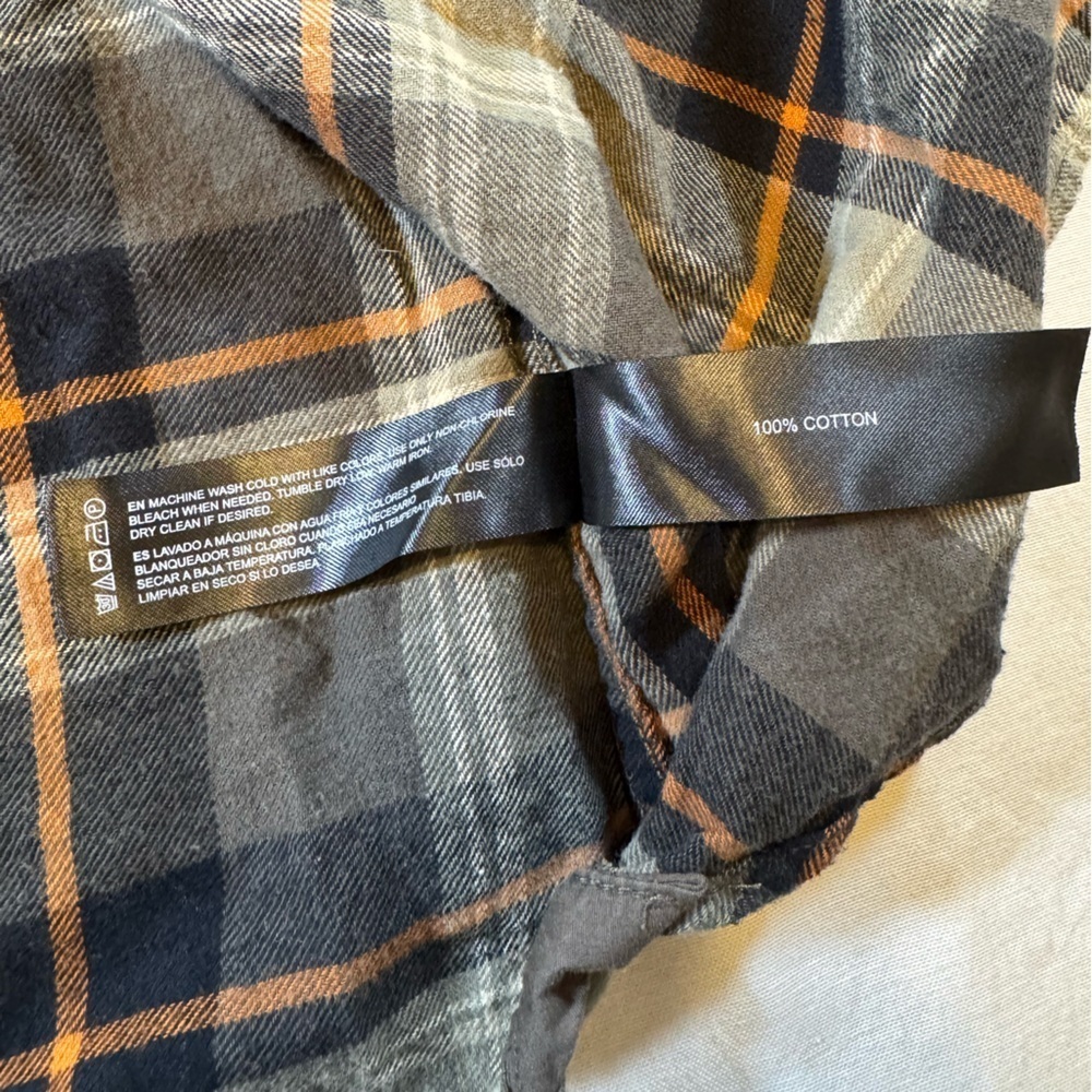 Denim & Flower Plaid Flannel Button-Up Shirt - Picture 6 of 8